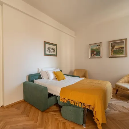 Caporali 23 - 3 Bedrooms With Balcony - Italywego Lejlighed