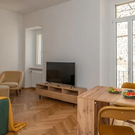 Apartamento Caporali 23 - 3 Bedrooms With Balcony - Italywego *