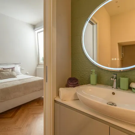 Caporali 23 - 3 Bedrooms With Balcony - Italywego *