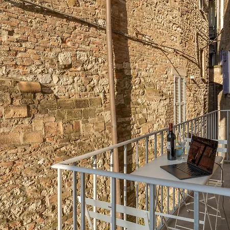 Caporali 23 - 3 Bedrooms With Balcony - Italywego Perúgia